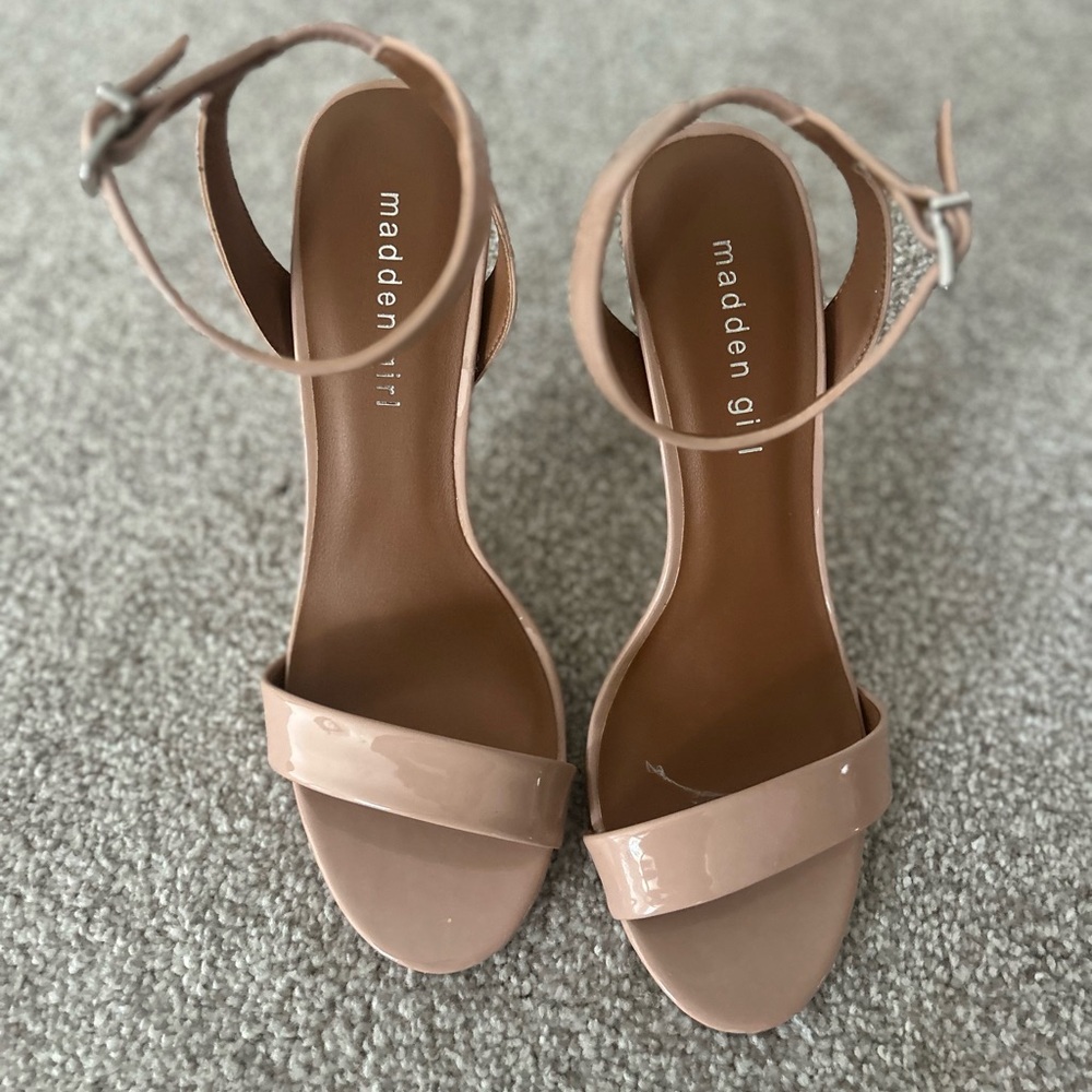 Madden Girl Nude Patent Heels – Strappy Ankle Sandals Size [8.5]